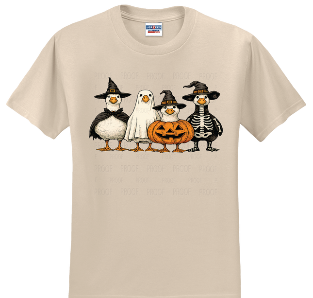 Spooky Goose | T-Shirt